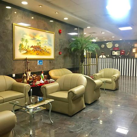 דובאי Sky Hotel Apartments מראה חיצוני תמונה