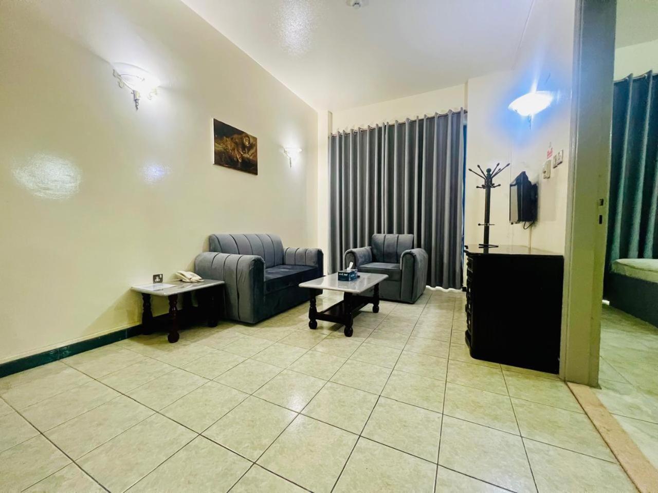 דובאי Sky Hotel Apartments מראה חיצוני תמונה