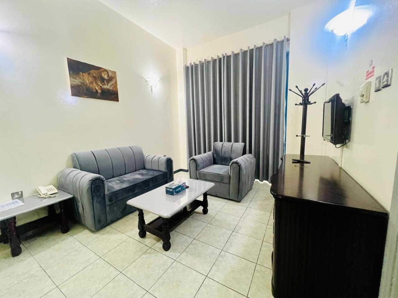 דובאי Sky Hotel Apartments מראה חיצוני תמונה