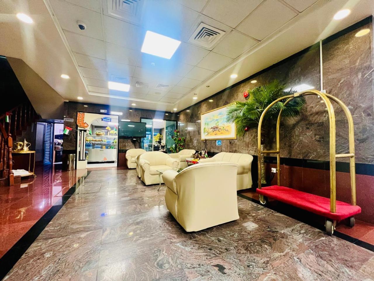 דובאי Sky Hotel Apartments מראה חיצוני תמונה