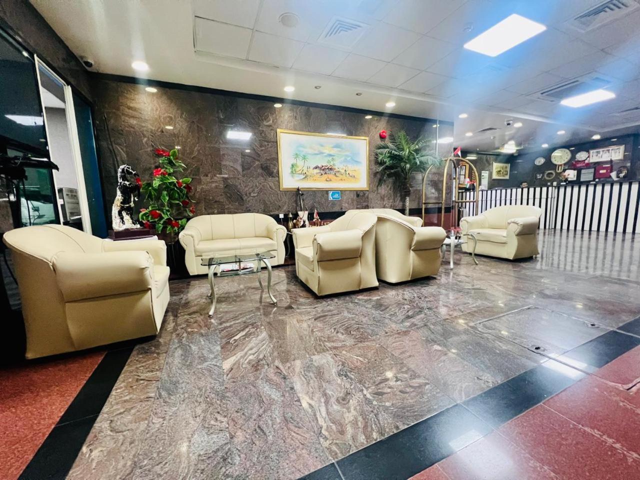 דובאי Sky Hotel Apartments מראה חיצוני תמונה
