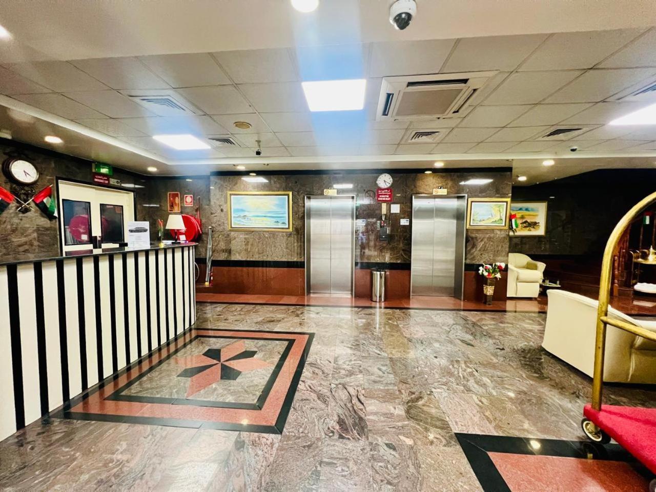 דובאי Sky Hotel Apartments מראה חיצוני תמונה