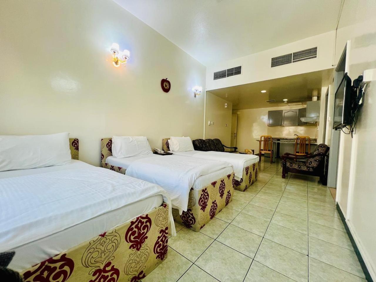 דובאי Sky Hotel Apartments מראה חיצוני תמונה